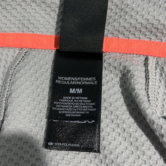 The North Face spring/fall jacket - Picture 6 of 7